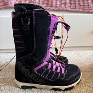 Thirty Two women’s snowboard boots 8.5